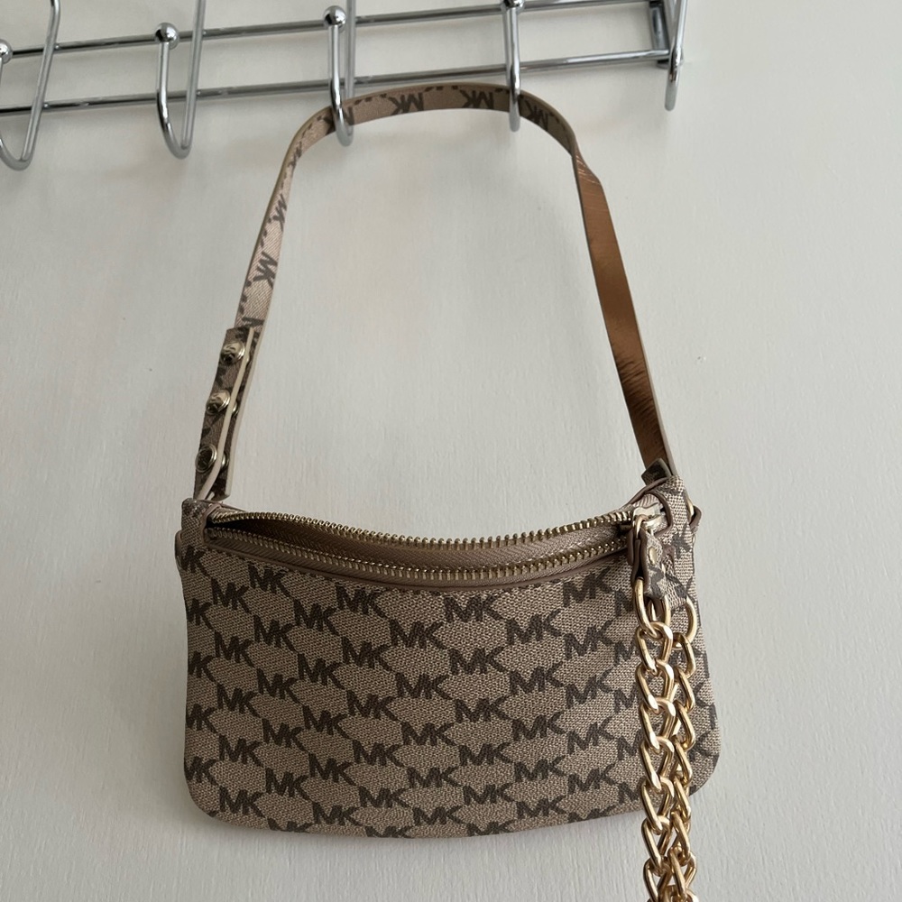 MK FANNY BAG
